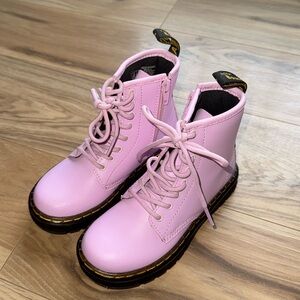 Dr. Martens Zavala Kids size 12